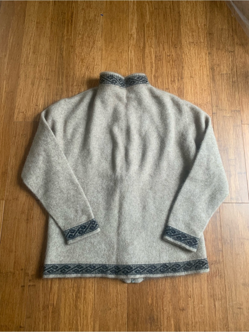 Lothlorian Luxury Possum Merino Wool Jacket - Picture 4 of 4